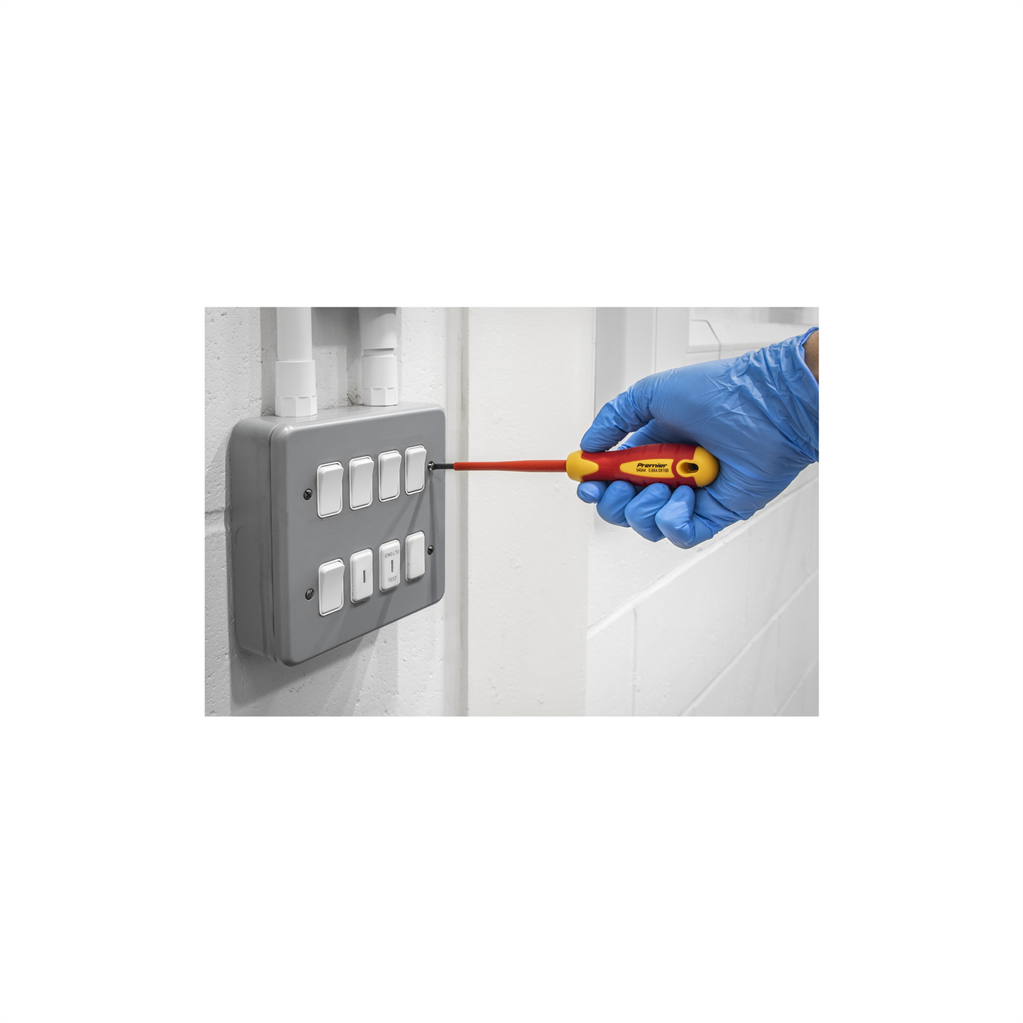 Sealey Screwdriver Set 6pc VDE Approved - AK6130 Scredriver Set