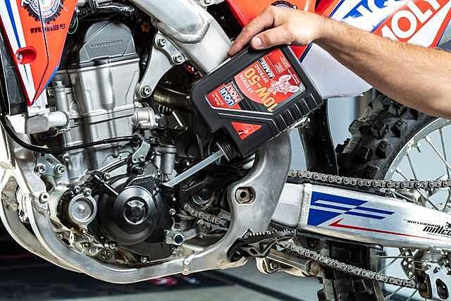 Liqui Moly Motorbike 4T 10W50 Fully Synthetic Engine Oil API SP JASO MA2 1L